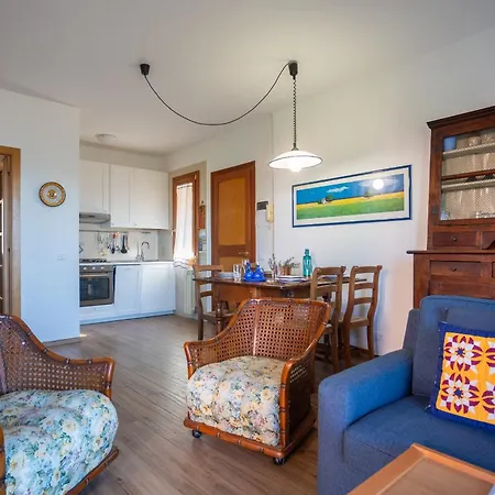 Casa Del Mare Apartment *